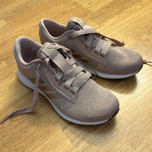 NWOT Adidas sneakers